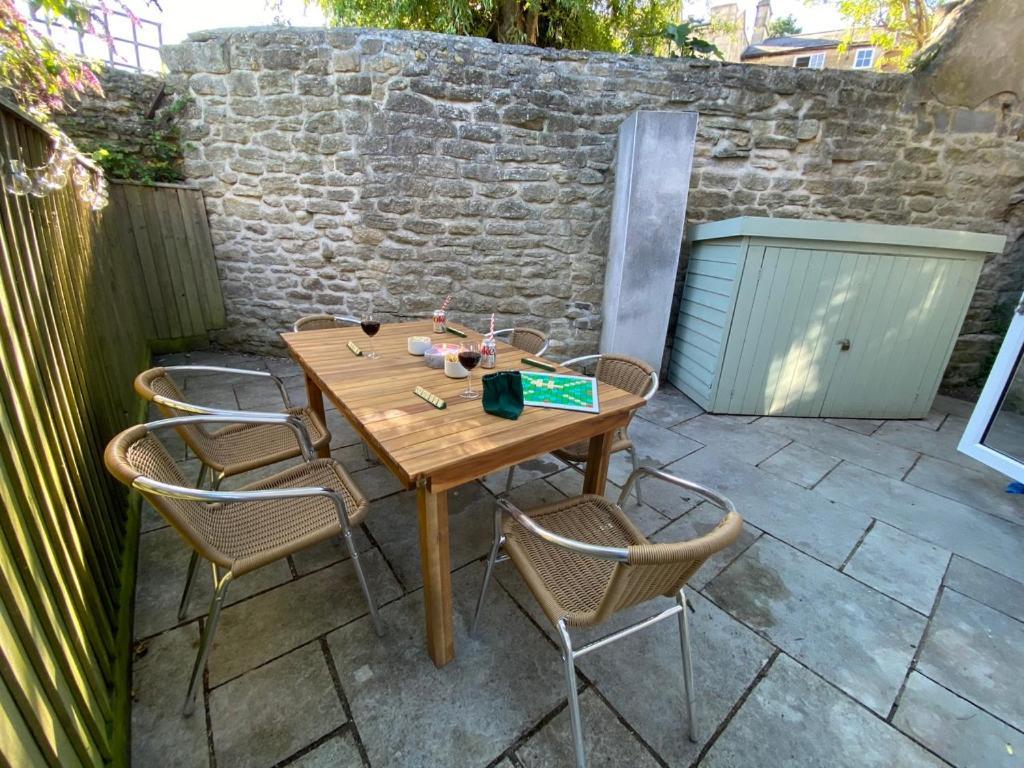 Burgess Yard 2-Bedroom Cottage, באת' מראה חיצוני תמונה