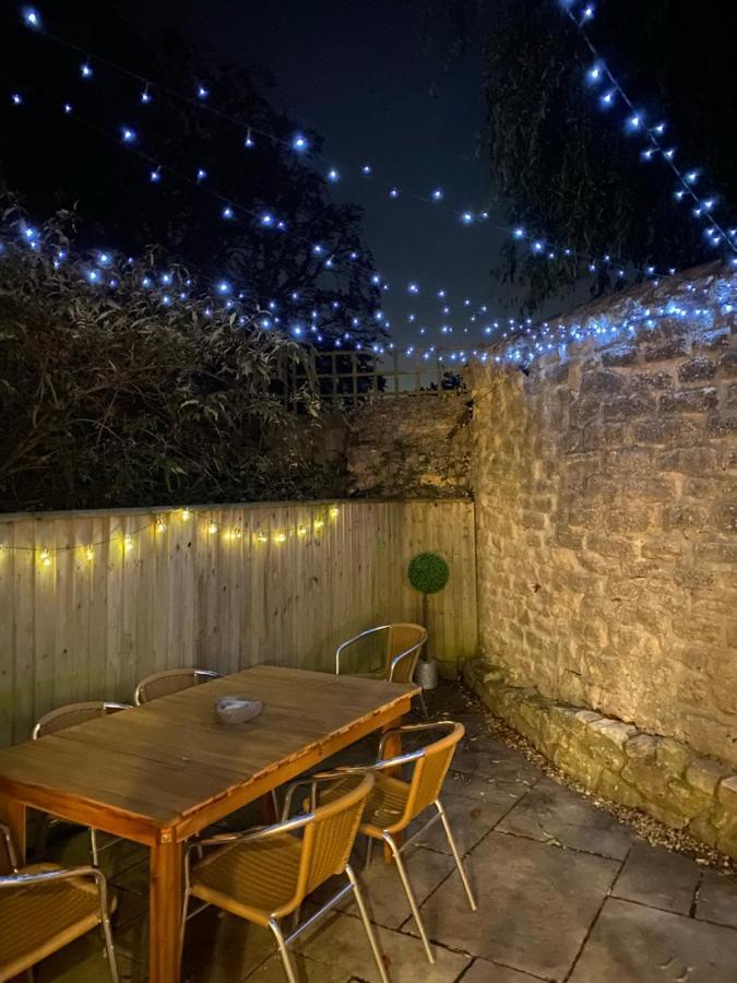 Burgess Yard 2-Bedroom Cottage, באת' מראה חיצוני תמונה