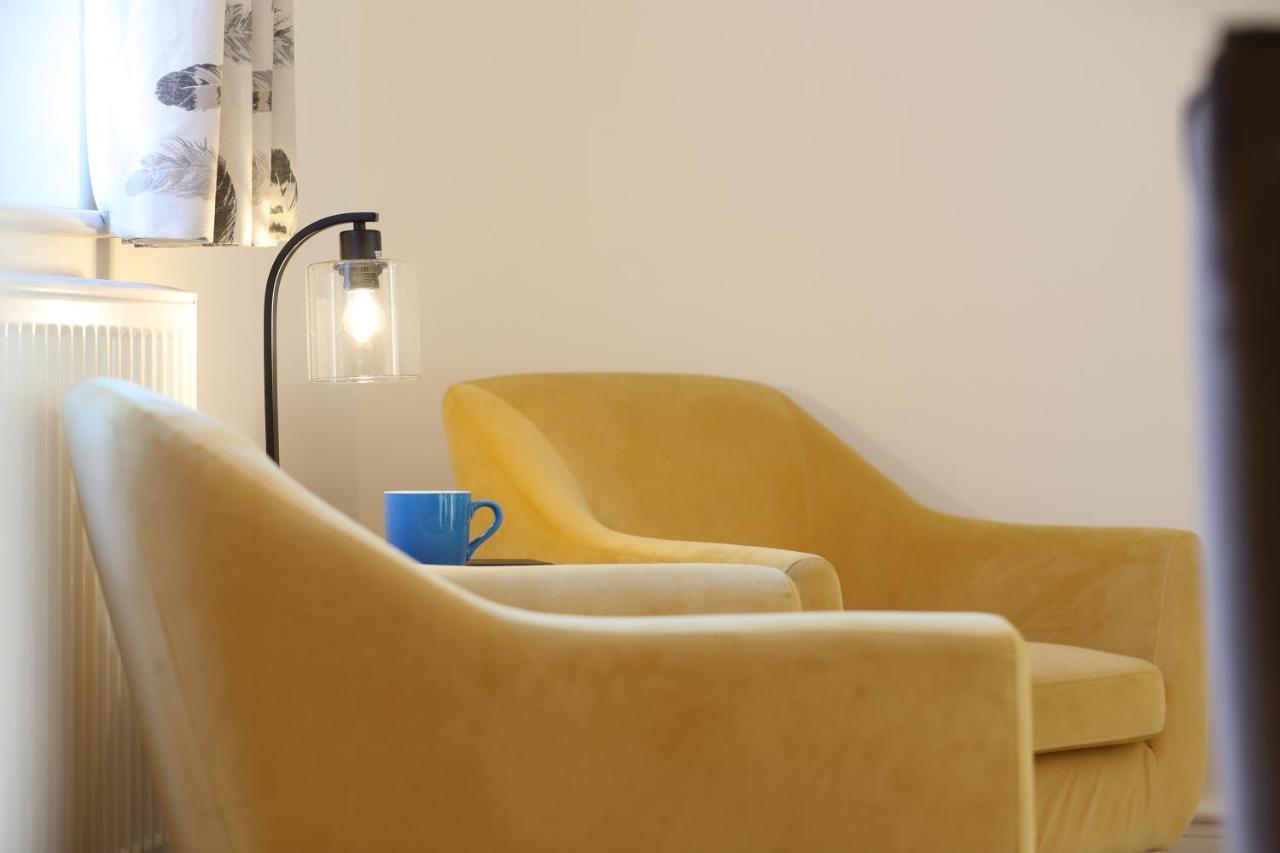 Burgess Yard 2-Bedroom Cottage, באת' מראה חיצוני תמונה